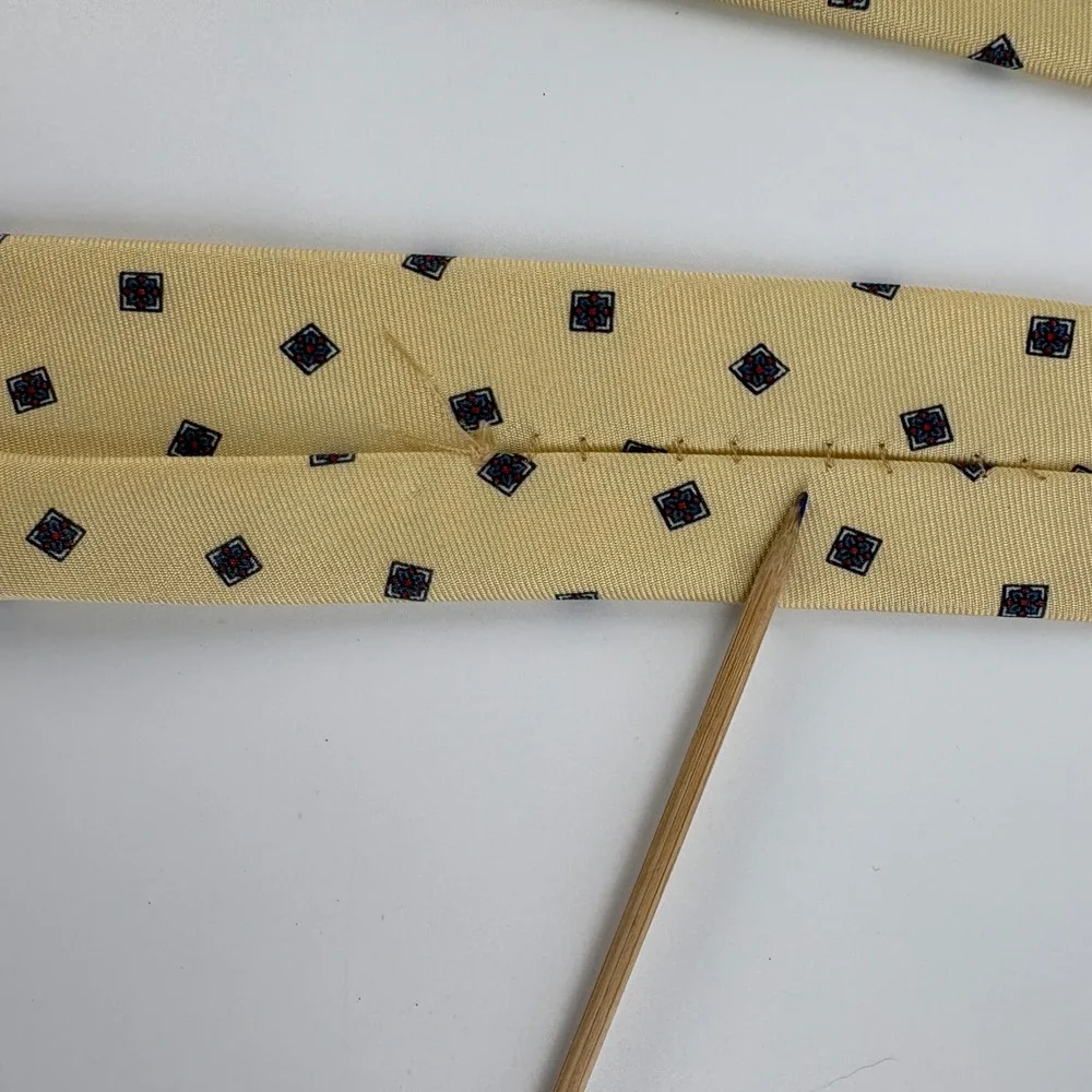 Countess Mara Silk Tie 56x3.75 Mens OS Yellow Geometric Diamond Embroidered Logo